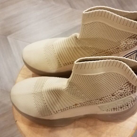 Bebe Women's Aspen Knit Slip-On Sneakers - Picture 1 of 3